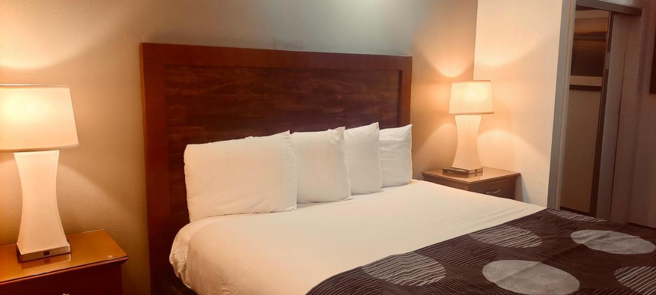 Oceanside Inn & Suites, A Days Inn By Wyndham Fort Bragg Eksteriør bilde